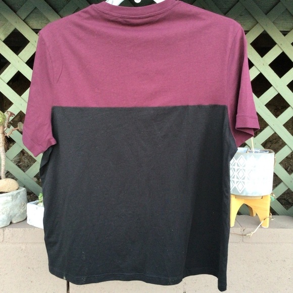 NK Men's Burgundy/Black Short Sleeve Slit Neck T-Shirt Size Medium - Picture 5 of 7